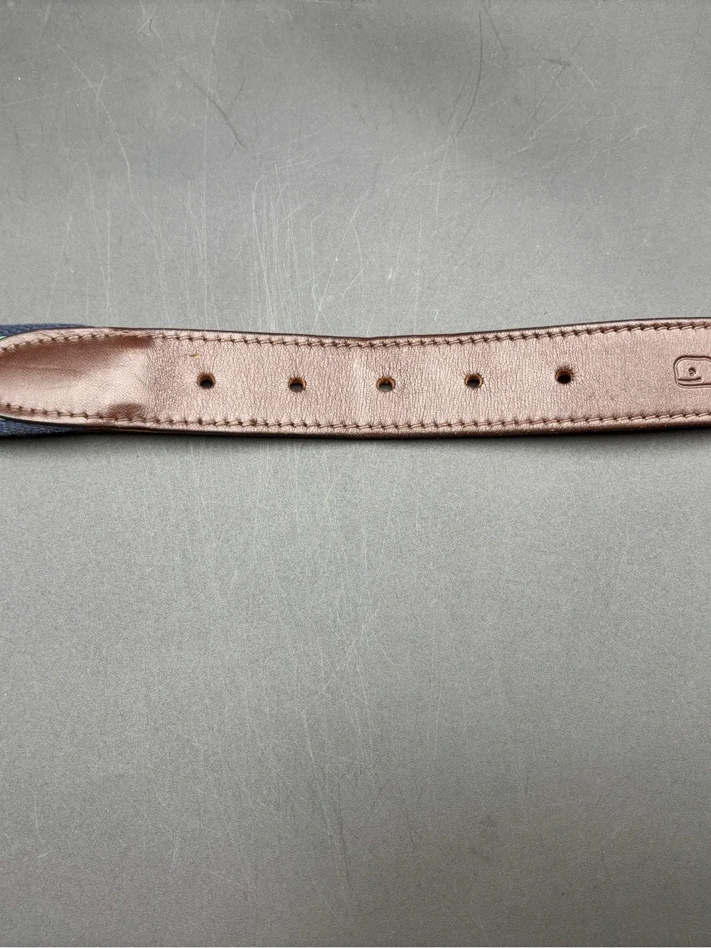 Vineyard Vines Men's Canvas Club Belt – Hunting Dog Pointer Motif Size 42